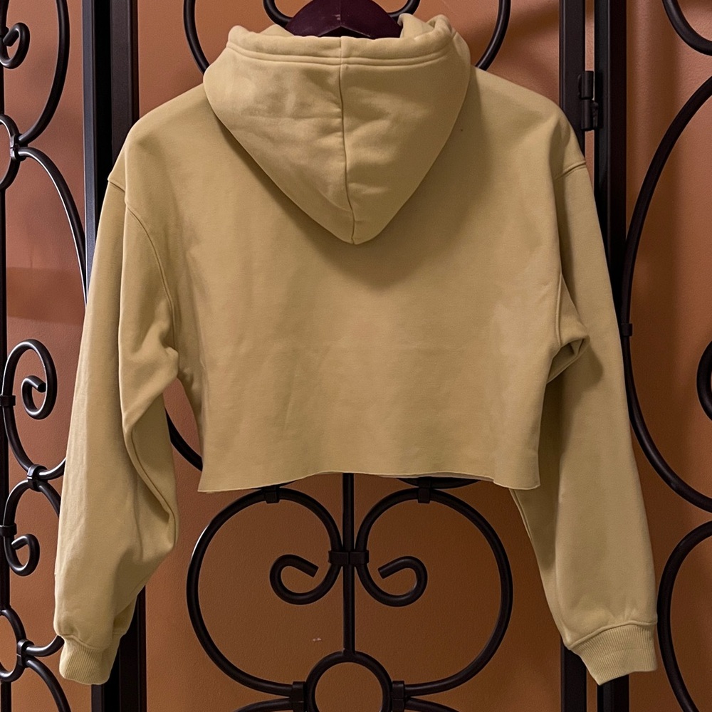 FABLETICS Cozy Fleece Cropped Hoodie - Picture 4 of 12